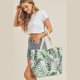 S30-1-1-MB0139 - HAND DRAWN TROPICAL LEAVES TOTE BAG - GREEN/6PCS